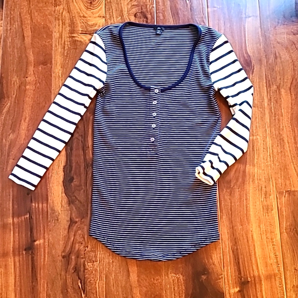 J Crew Contrasting Stripe Knit Top